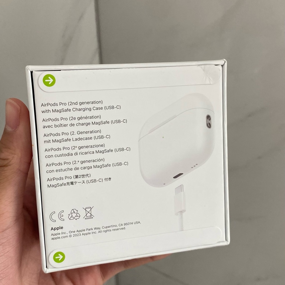 AirPods Pro Gen 2 - Picture 2 of 3